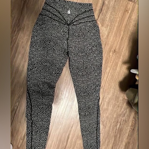 Buffbunny Collection Pants - Buffbunny legacy bossy print legging